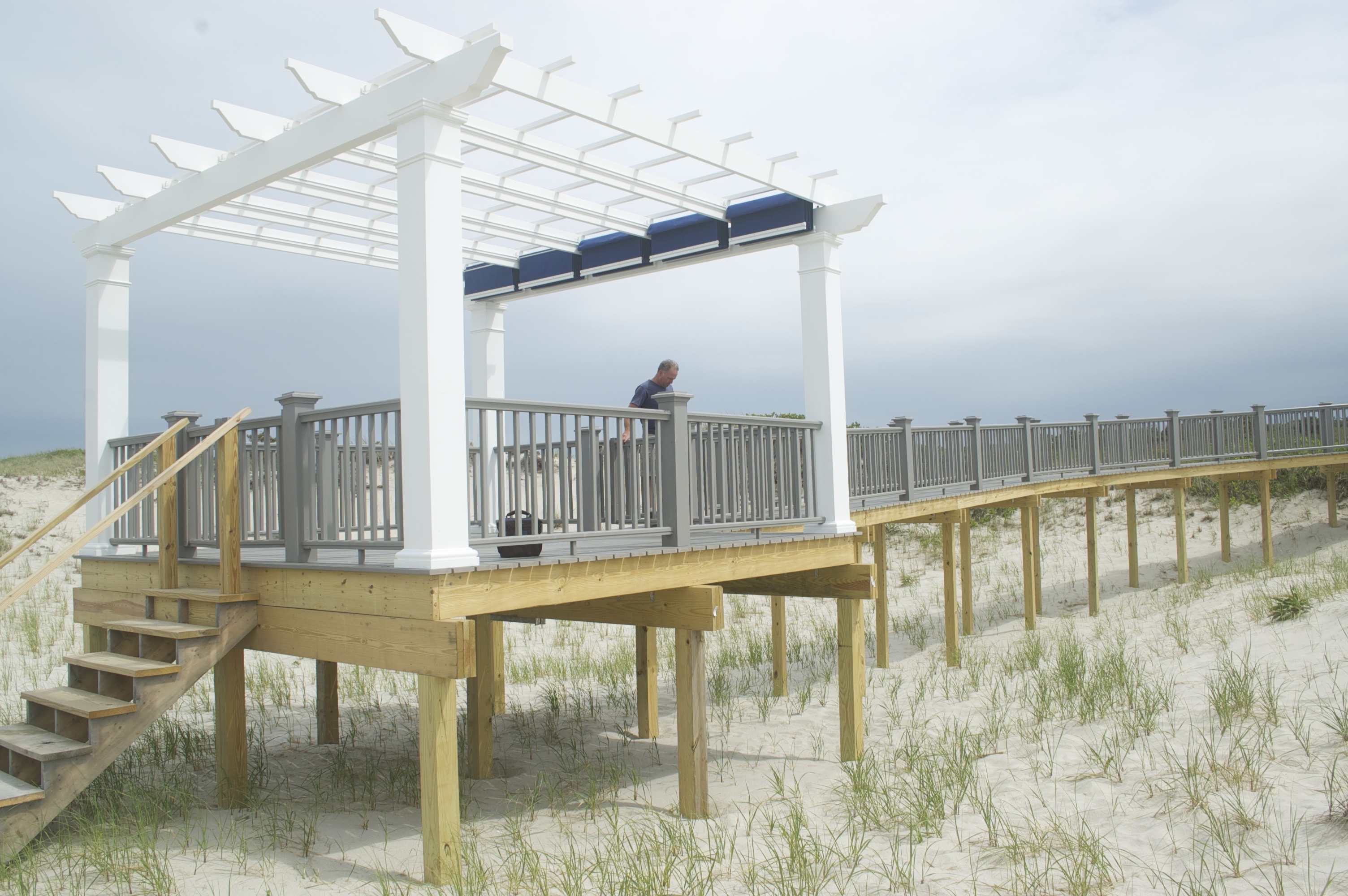 Diamond Pier Walkway